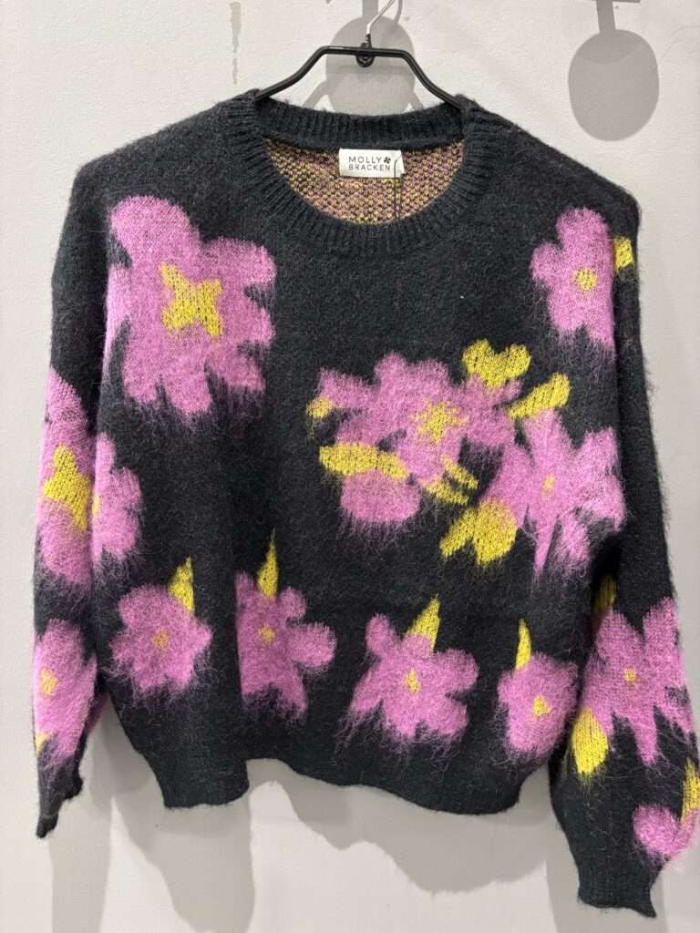 pull molly bracken fleurs